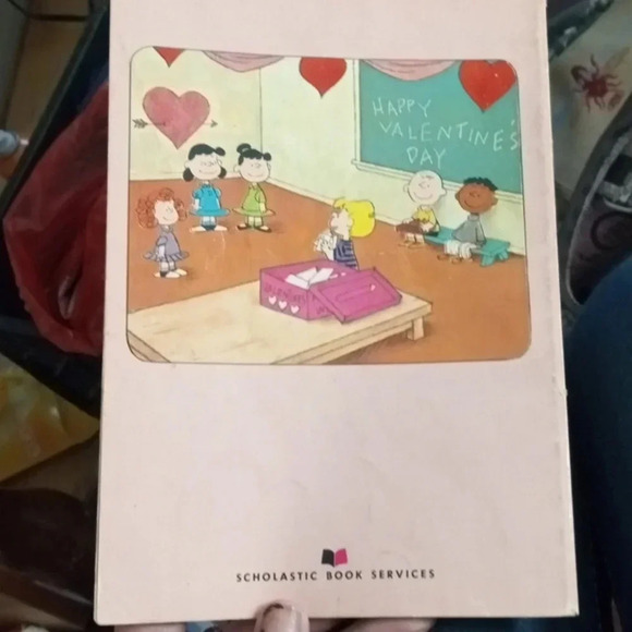 Be My Valentine Charlie Brown by Charles m. Schulz - Picture 2 of 11
